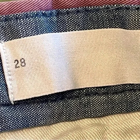 GAP| Purple Lived-In Flat Front Shorts Cotton Chino Front Button Size US 28 - Picture 6 of 7